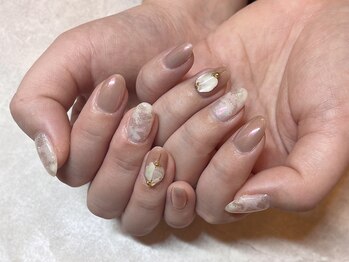 ディタ(DITA)/定額Artコース￥８９８０