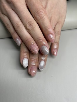 ユウルネイル(YuUlu Nail)/綺麗めマグネット&ニュアンス