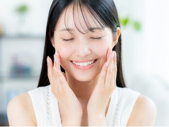 アイランド 川崎店(island)の写真/完全個室の落ち着いた空間で、脱毛が初めての方にも◎お肌に優しい最新脱毛機器で、憧れのツルスベ肌へ♪