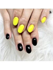 ブラック×蛍光イエロー