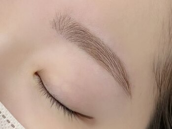 ラシサ(LASHISA)の写真/【抜け感×似合わせ眉】眉カラー×美眉スタイリングで印象チェンジ♪