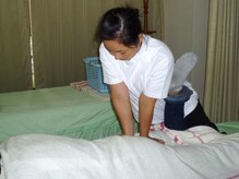 手もみ やすらぎ稲毛海岸駅前店/太ももから足のマッサージ