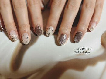 スタジオパルテ ネイルアイラッシュ(studio PARTE)/ブラウンマグ×雪の結晶