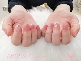 大人かわいいｘチークネイル