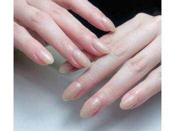 メオネイル(MEO NAIL)/ラメベージュ色