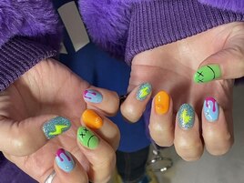 カラフルネイル