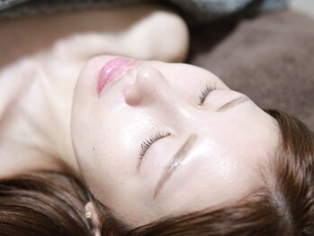 ラヴィの写真/【エステ版のポテンツァで誰もが憧れる毛穴レスの陶器肌を目指す！】気になるシミシワ・黒ずみにサヨナラ◎