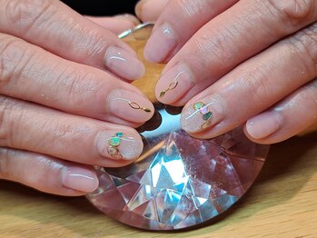 ポノ(pono)の写真/オフィスでもOKなシンプルネイルもお任せ♪ナチュラルなカラーが豊富！シンプルだけど周りと差をつける！