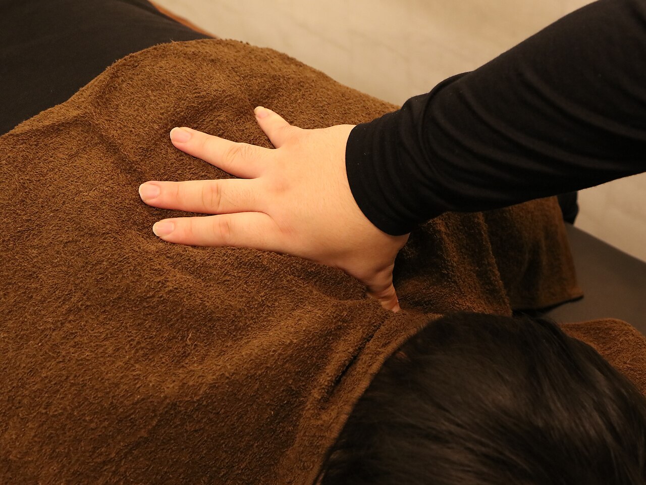 《肩こりや腰痛でお悩みの方に》全身ボディマッサージ◇60分