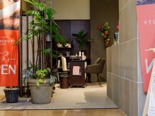 オハナレイ LEALEA FITNESS&SPA 東戸塚店内