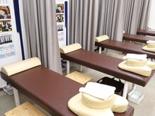 新発田名倉堂鍼灸接骨院の雰囲気（施術ベッドは使用後消毒を100％行っております。）