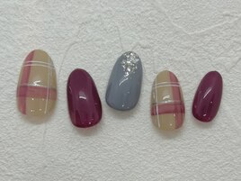 【チェックネイル】