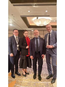 エムグレイス 那覇店/インデイバ世界トップのCEO