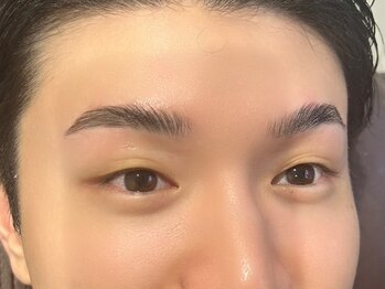 エムズアイブロウ 大阪京橋店(M’sアイブロウ)/メンズハリウッドブロウリフト