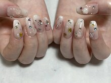 アルファシャルル 那覇 おもろまち(α.chalulu)/キラキラネイル