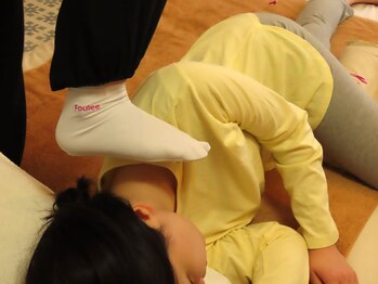 フラッフ(fluff)の写真/その首・肩の重みに。新潟希少、手の4倍の圧で深部を貫く「足ふみ×温活」で、軽さ実感ください！