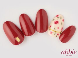 小花×ボルドーネイル￥10890