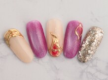 アトリエ エース(ACE)/マグネットネイルに金飾り