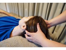 ミヤ(Miya)の雰囲気（頭皮をしっかり動かし、睡眠改善、目疲れ解消しませんか？）