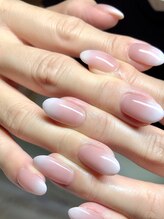 ラベルタ(La Belta)/上品ホワイトグラデーション