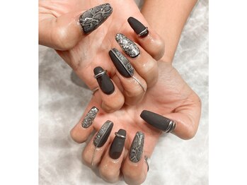 アイピー(I.P)/パイソンデザインネイル♪8000円