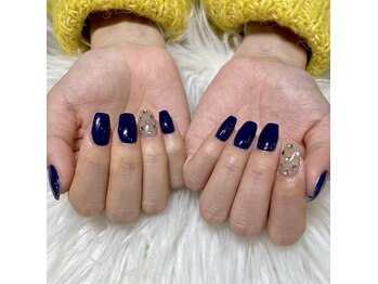 ル ミルト(Lu Mirto)/2本アート/宝石ネイル