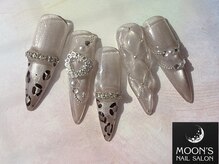 ムーンズ(Moon's)/