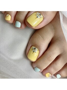 イエローネイル ¥11,000