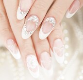 ネイルサロンアンドスクール ティアラモード(ti a la mode)