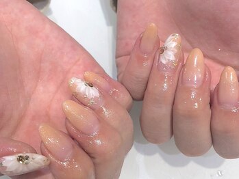 ワイズ(Ys)の写真/ショートネイルでもネイルを楽しみたい方にオススメ☆短い爪でも可愛くキレイに見えるデザインをご提案♪