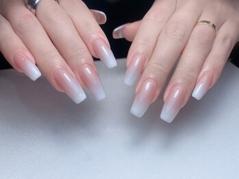 メオネイル(MEO NAIL)/チップ長さだしベイビーブーマー