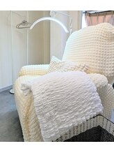 ミナリス 高槻店(MinaLis)/ふかふかソファ
