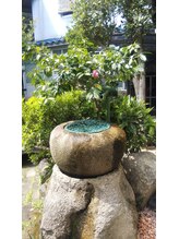 リカ/4月の中庭