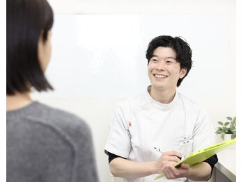 日進トリガーポイント鍼灸院の写真/【初回￥3980～】酷使した体のコリを根本改善！18時まで受付OK×土日祝営業でお仕事帰りの男性にも◎