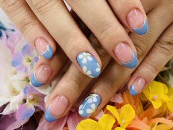 ダブルネイル(Double Nail)/【ほり】フレンチ×お花ネイル
