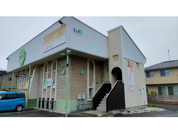フワリ 北上店(FuWaRi)/市立図書館交差点の角