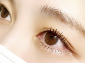 ルートル(Loutre)の写真/【エクステかパーマか迷ってる方必見★】年間1700人施術実績×高技術力で貴方の魅力を引き出します◎