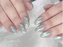 リッシュ トロワ(RICHE trois)/ミントカラーマグネットネイル