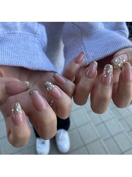 プリズム(PRISM)/キラキラネイルフレンチネイル