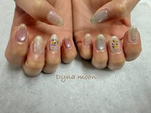 ダイナ ムーン(Dyna moon.)/押し花ネイル