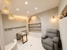 エスプラス(S+)の雰囲気(個室なので仕事終わりでもゆったりとお過ごしいただけます♪)