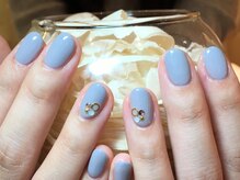 ネイルズ ララ(nails Lala)/グレー。