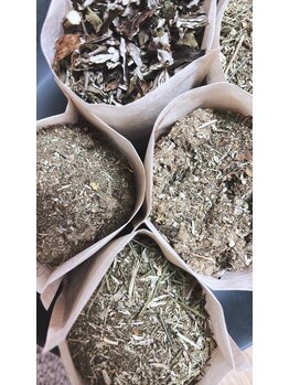 スズモ(SuzuMo)/本格黄土よもぎ蒸し-suzumo-