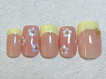 ネイルビート(NAIL BEAT)/フレンチネイル　ホロフラワー
