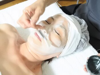 エステティックサロン グリーンアイ 浦和店(green.i)/ララピール/小顔/たるみ/毛穴