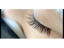 アフロートショウナン アイラッシュ(AFLOAT SHONAN)の雰囲気（ボリュームラッシュ100束）