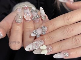 夢かわゴテゴテネイル