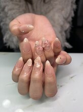 アクアマリン(AQUAMARINE)/チークネイル