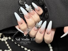 長さだし×グラデーションネイル