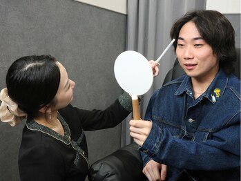 眉ラボ 大阪本町店の写真/【本町/メンズ眉毛専門店】プロのアイブロウリストによる施術でなりたい眉毛に大変身☆学割も◎